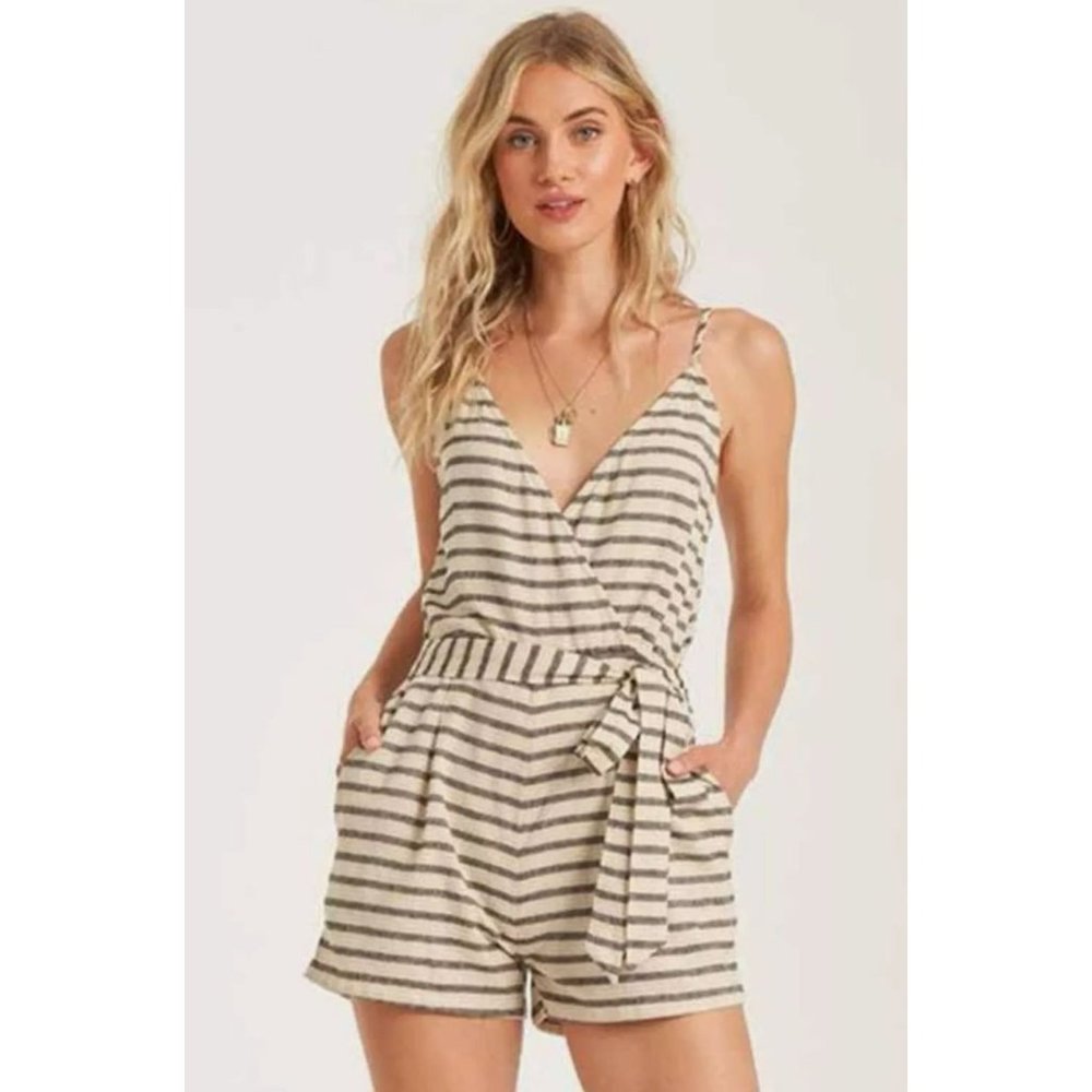 Billabong Linger On Romper Shorts Women M Black Tan Casual Beach Vacation Summer